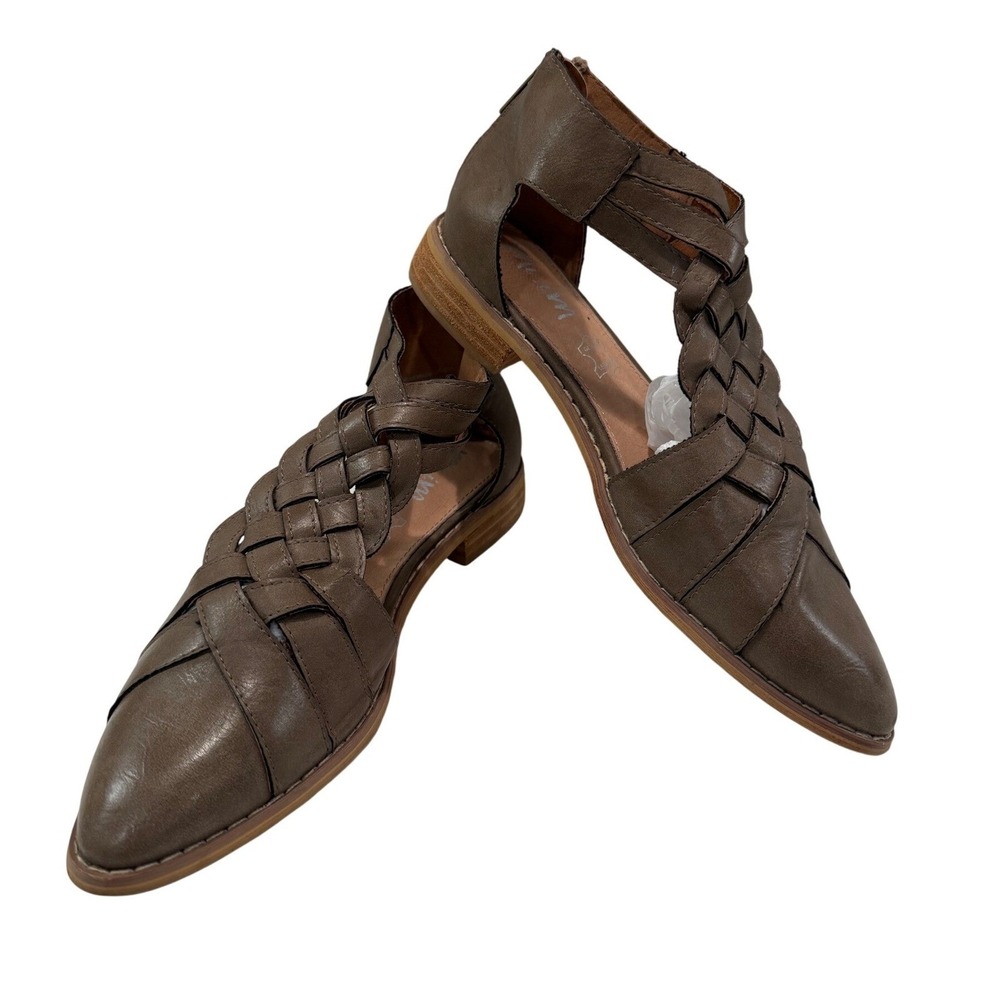 MI Mi Leather Huarache Flats Womens 8 Taupe Braided Pointed Toe Zip Back Shoes